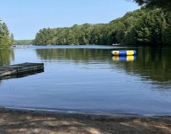 18 Ferris RD, Seguin, ON P2A 2W8