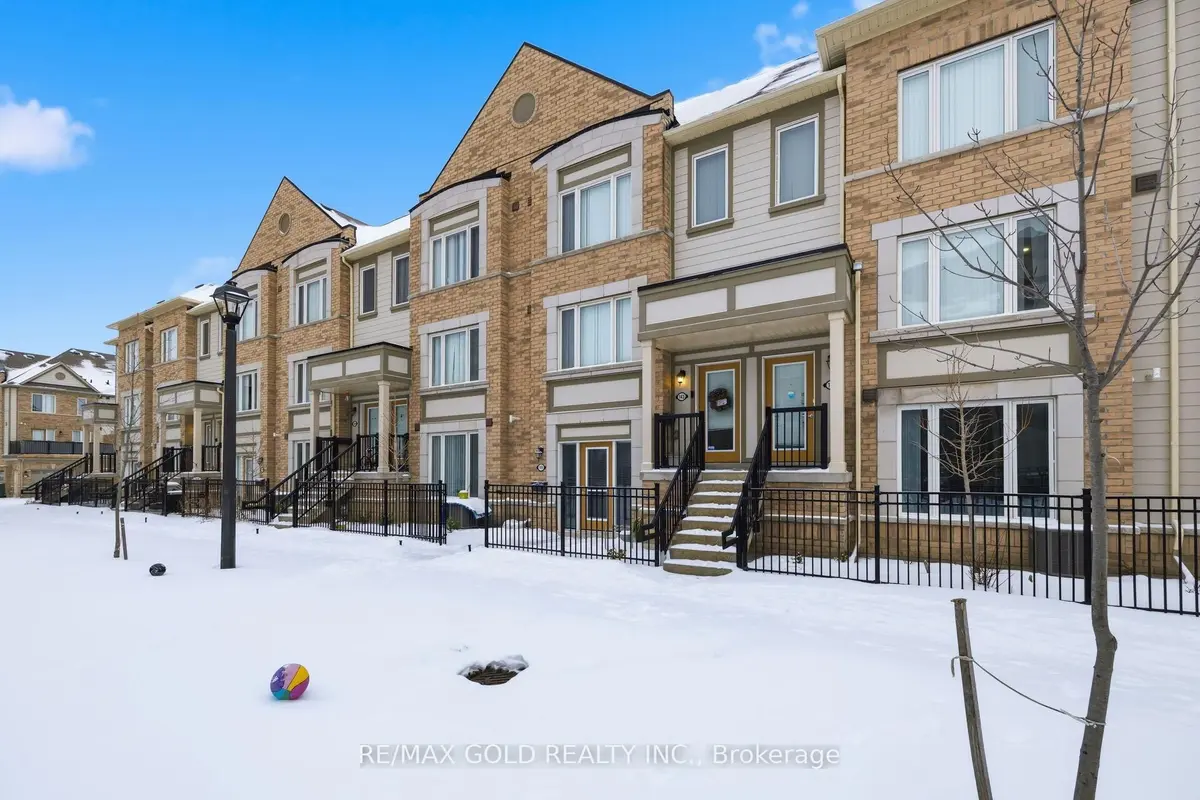 1 Beckenrose CT #144, Brampton, ON L6Y 6G2