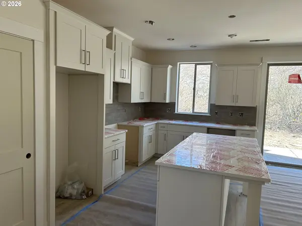 1191 Rachel LN, Molalla, OR 97038