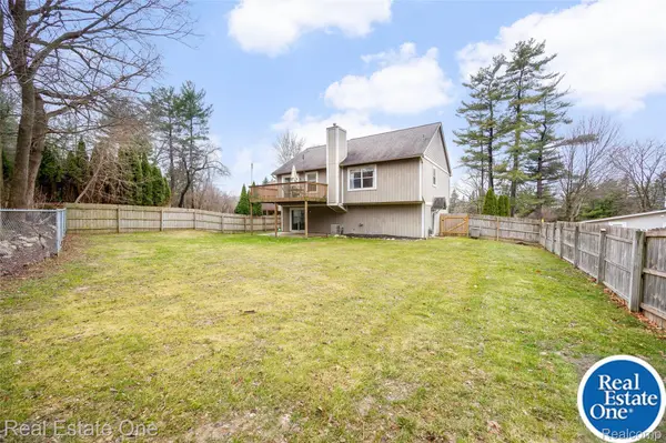 1345 S Milford RD, Milford Village, MI 48381