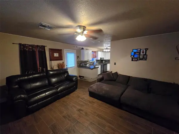 5843 Blonde Canyon, San Antonio, TX 78252