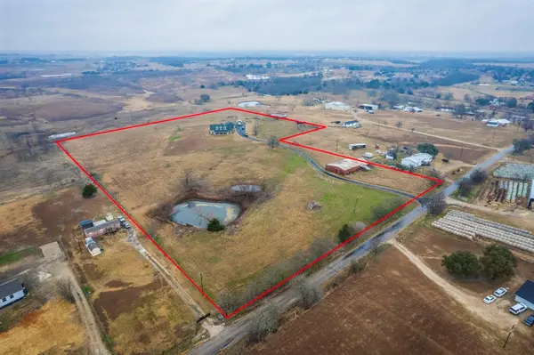 839 Walker Creek Road, Ennis, TX 75119