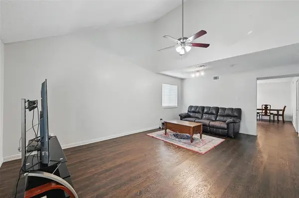 1231 Tiffany Lane, Lewisville, TX 75067