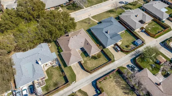 1538 Glenhill Lane, Lewisville, TX 75077