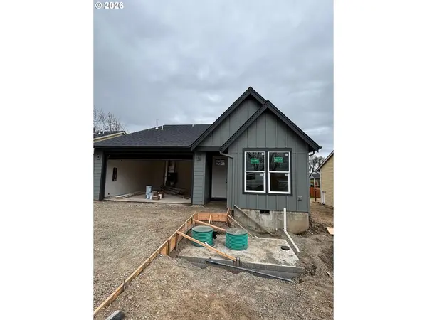 9334 GLORY CT, Salem, OR 97305