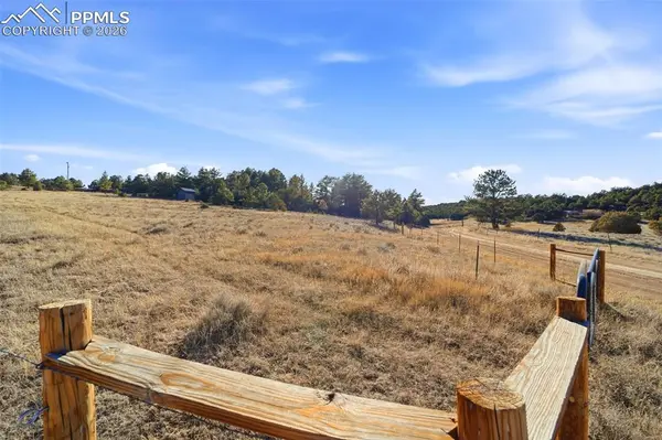 94 Piute DR, Canon City, CO 81212