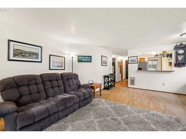 9910 SW TRAPPER TER, Beaverton, OR 97008