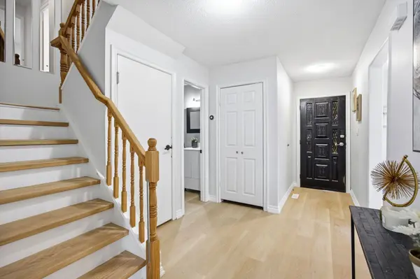 11 Pilot ST, Toronto E10, ON M1E 2C4