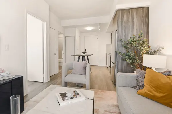 100 Eastdale AVE #1002, Toronto E03, ON M4C 5A1