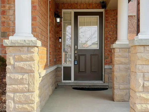 37 Bloom DR, Brampton, ON L6P 3C3