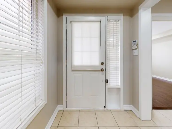 37 Bloom DR, Brampton, ON L6P 3C3