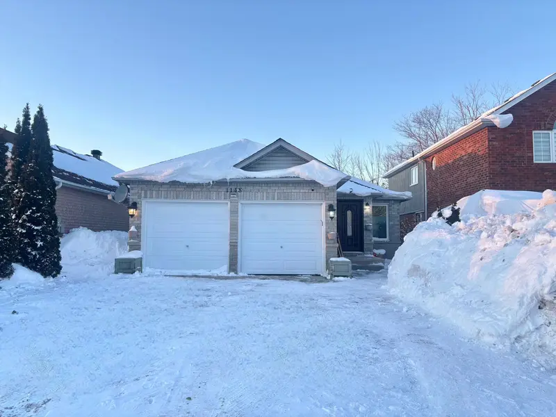 1148 Leslie DR, Innisfil, ON L9S 2A8