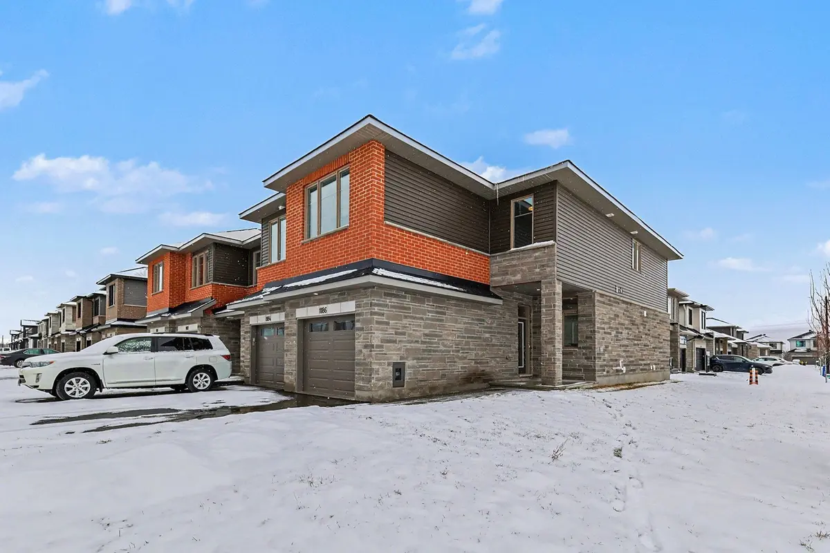 1186 Cope DR, Stittsville - Munster - Richmond, ON K2S 3C4