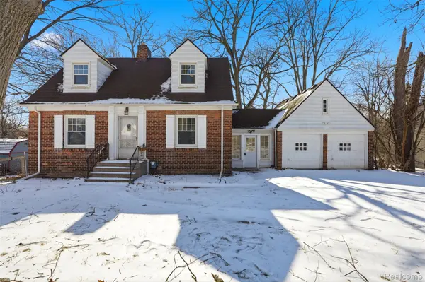 2803 Old Orchard DR, Waterford Charter Township, MI 48328