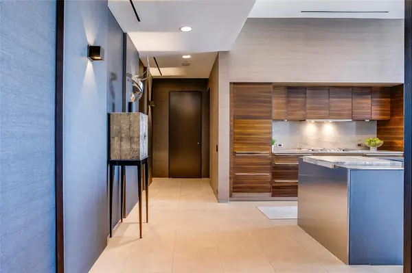 1717 Arts Plaza #1910, Dallas, TX 75201