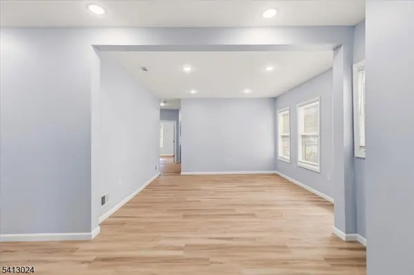 76 Grumman Ave, Newark City, NJ 07112