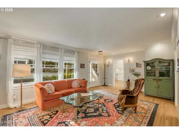 2666 SW BRAE MAR CT, Portland, OR 97201