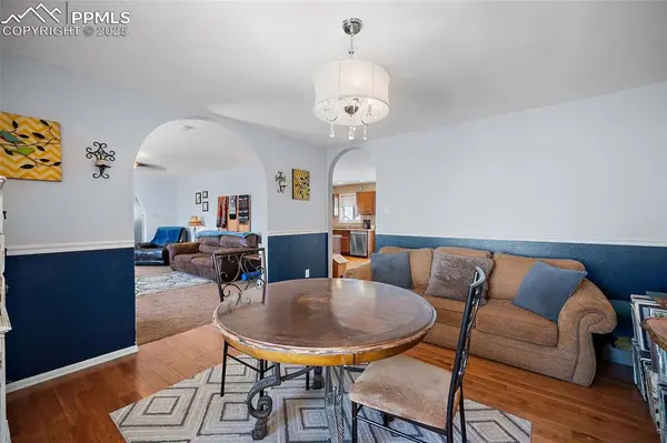 650 E Woodleaf DR, Pueblo, CO 81007