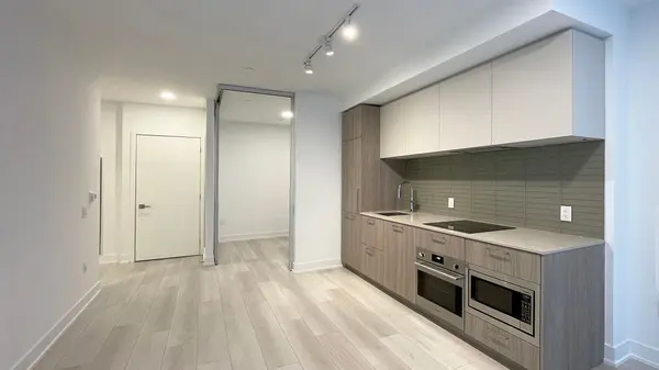 36 Olive AVE #501, Toronto C14, ON M2N 0M4