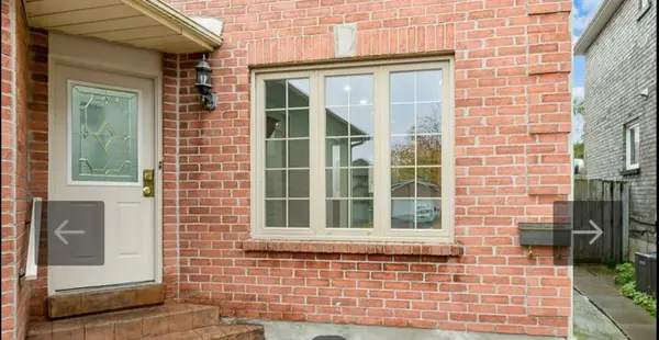 204 Delaney DR #Upper, Ajax, ON L1T 2B4