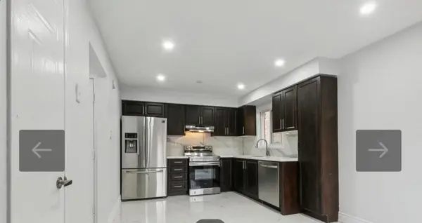 204 Delaney DR #Upper, Ajax, ON L1T 2B4