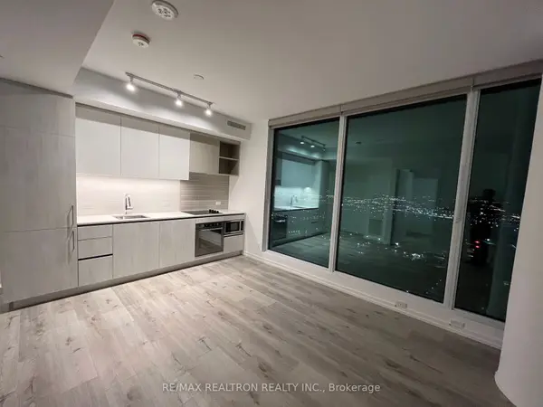 1000 Portage Pkwy #5005, Vaughan, ON L4K 0L1