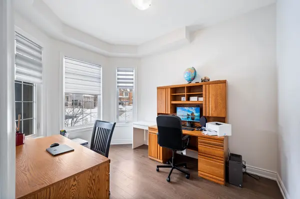 51 Hydrangea HOLW, East Gwillimbury, ON L9N 0T1