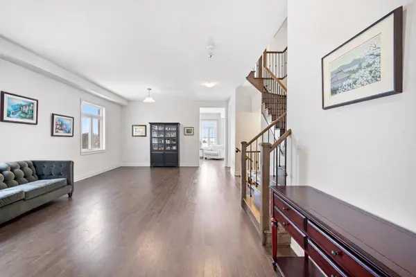 51 Hydrangea HOLW, East Gwillimbury, ON L9N 0T1