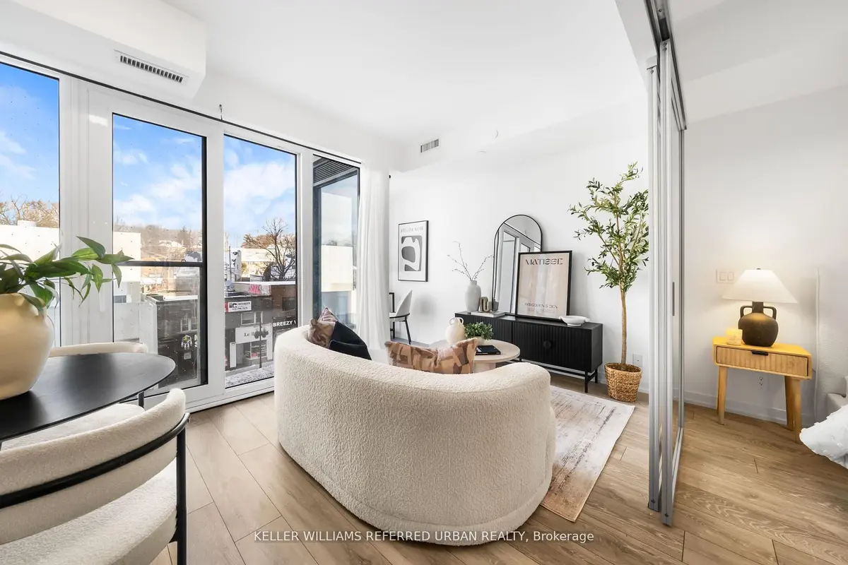 2020 Bathurst ST #322, Toronto C03, ON M5P 0A6