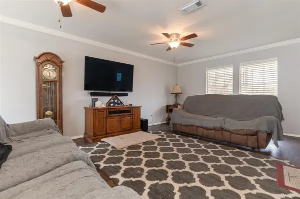 4013 Black Oak Drive, Cleburne, TX 76031