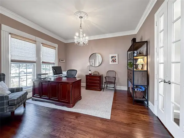 4206 Pinecreek Drive, Rowlett, TX 75088