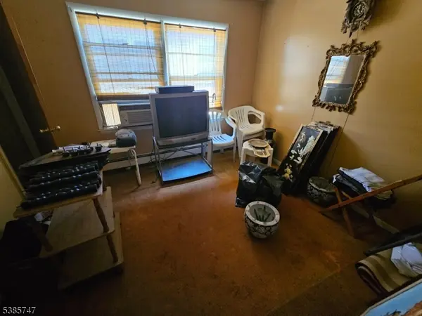 289A Clerk St, Jersey City, NJ 07304