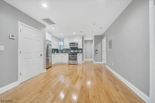 518 Summer St, Paterson City, NJ 07501