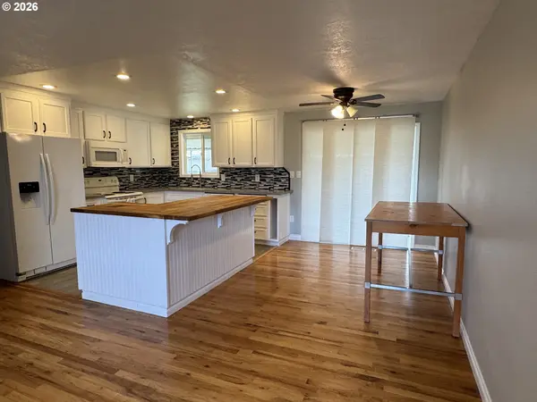 1845 SALLAL RD, Woodburn, OR 97071