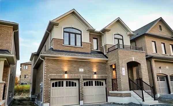 7 Stennett DR, Georgina, ON L4P 0J4