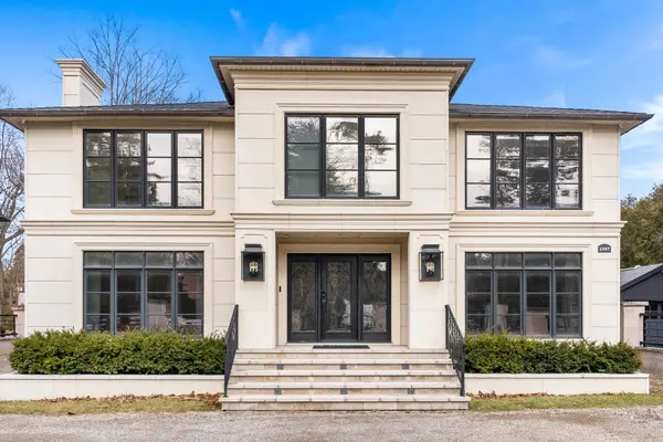 1347 Queen Victoria AVE, Mississauga, ON L5N 3N2