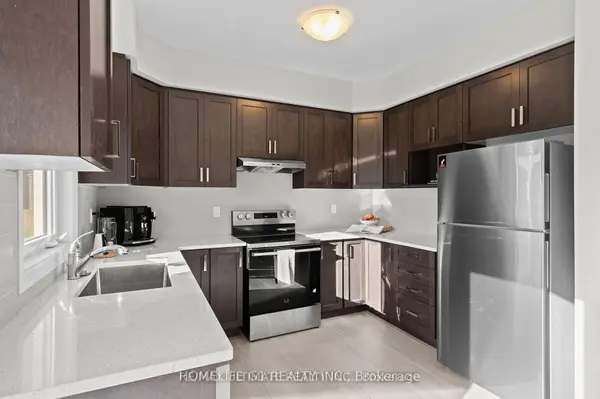 340 McEachern LN, Gravenhurst, ON P1P 0H8