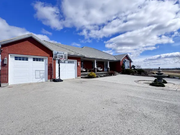 3810 River RD, Haldimand, ON N3W 2K7