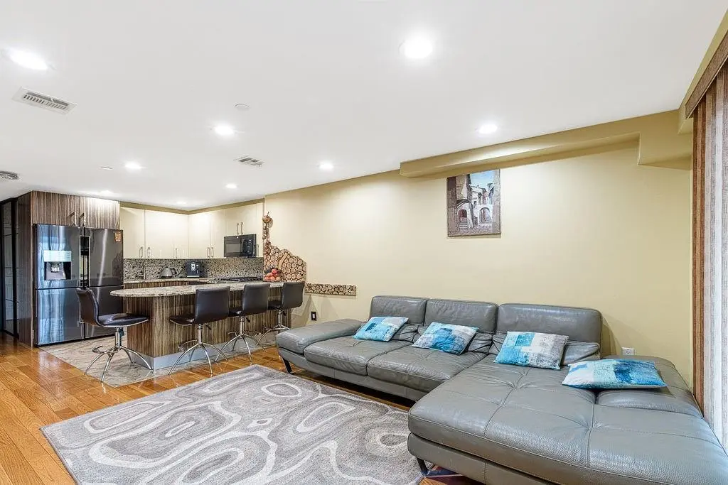 3015 Brighton 6th ST #9B, Brooklyn, NY 11235