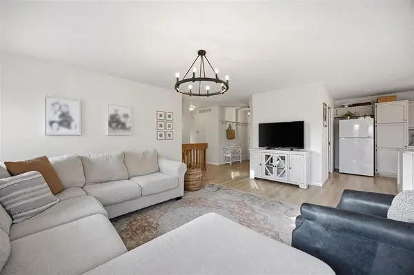 1485 Walker Way, Coralville, IA 52241