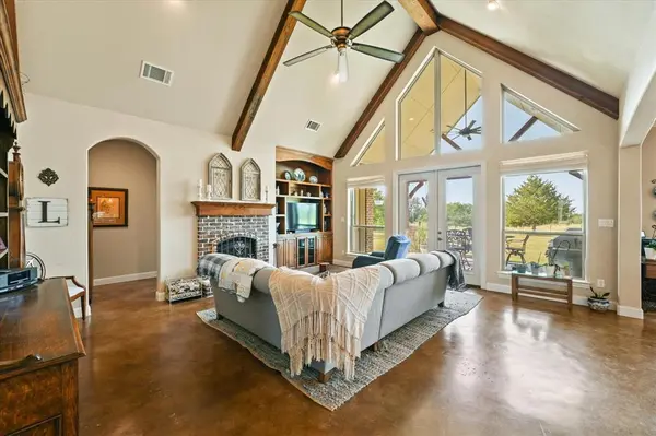 5541 County Road 1130, Farmersville, TX 75442