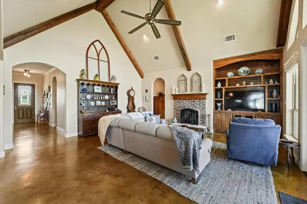 5541 County Road 1130, Farmersville, TX 75442