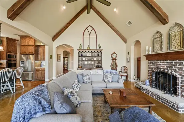 5541 County Road 1130, Farmersville, TX 75442