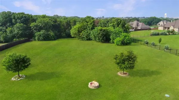 7230 Woodstream Road, Midlothian, TX 76065