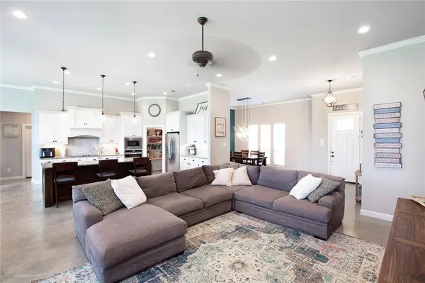 7230 Woodstream Road, Midlothian, TX 76065