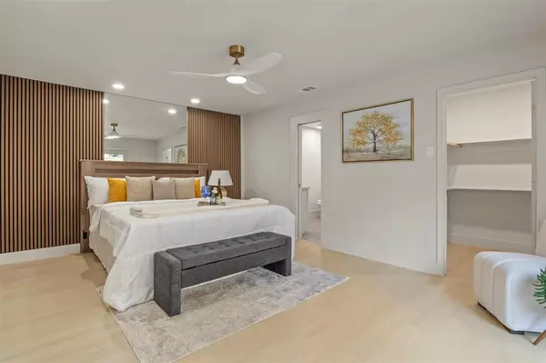 10427 Carry Back Place, Dallas, TX 75229