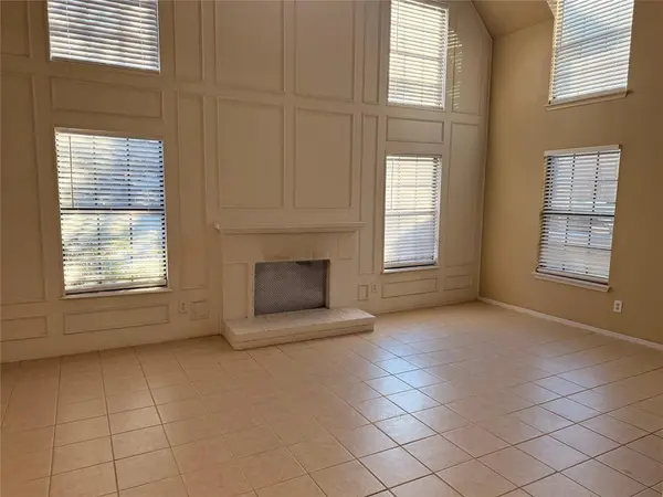 500 Button Willow Court, Irving, TX 75063