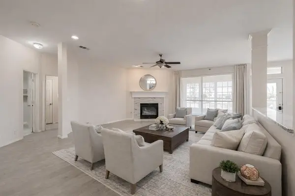 5786 Walnut Creek Drive, Fort Worth, TX 76137