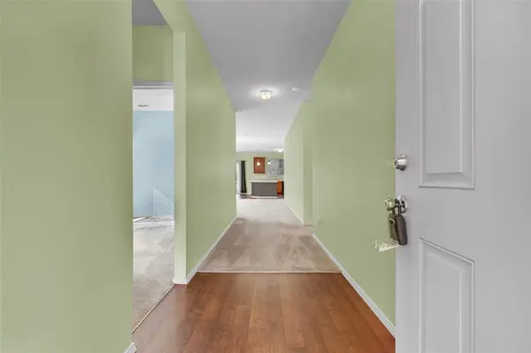 921 Penny Royal Court, Arlington, TX 76002