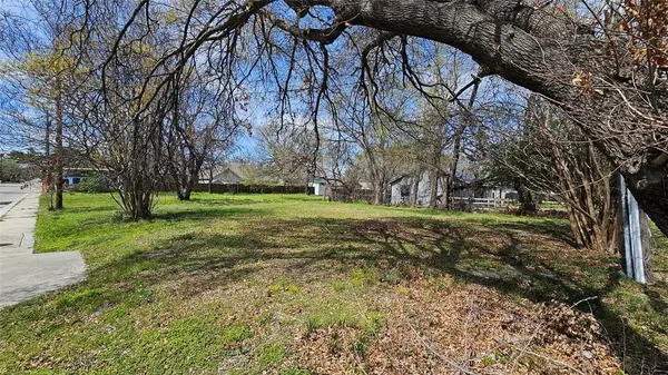 1205 E Standifer Street, Mckinney, TX 75069